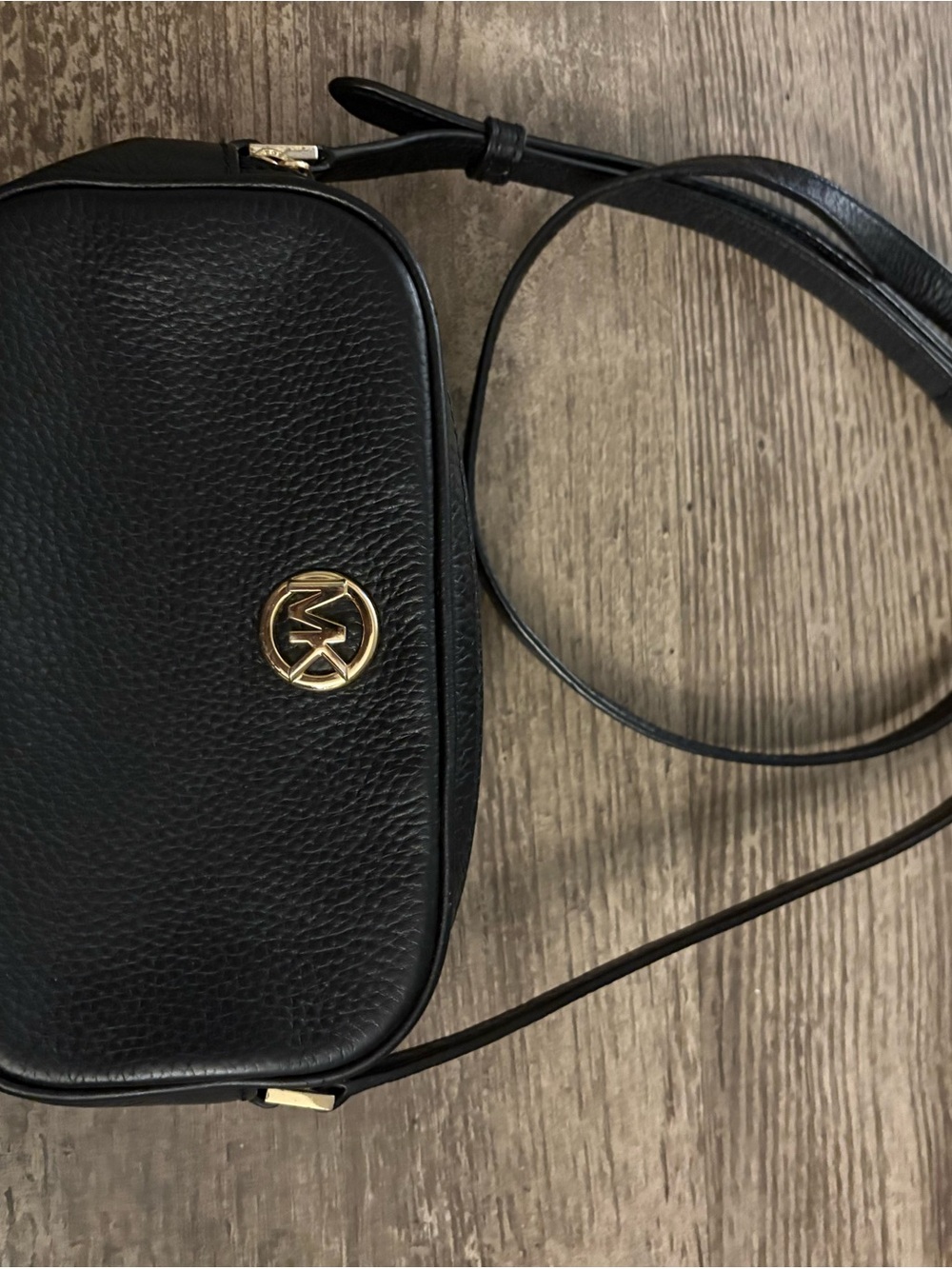 MICHAEL KORS Black Pebbled Leather Double Zipper Crossbody Bag
